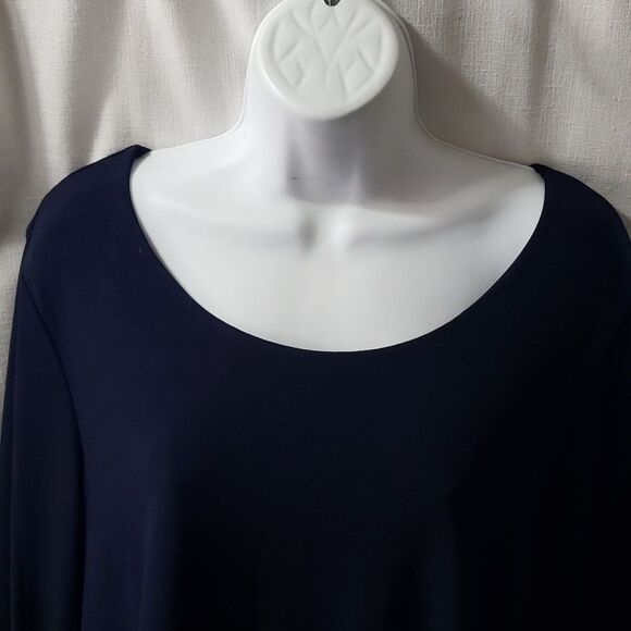 Charlie Paige. Darling 3/4 Sleeve Scoop Neckline with Multi Layers. Size S/M. - Picture 2 of 12